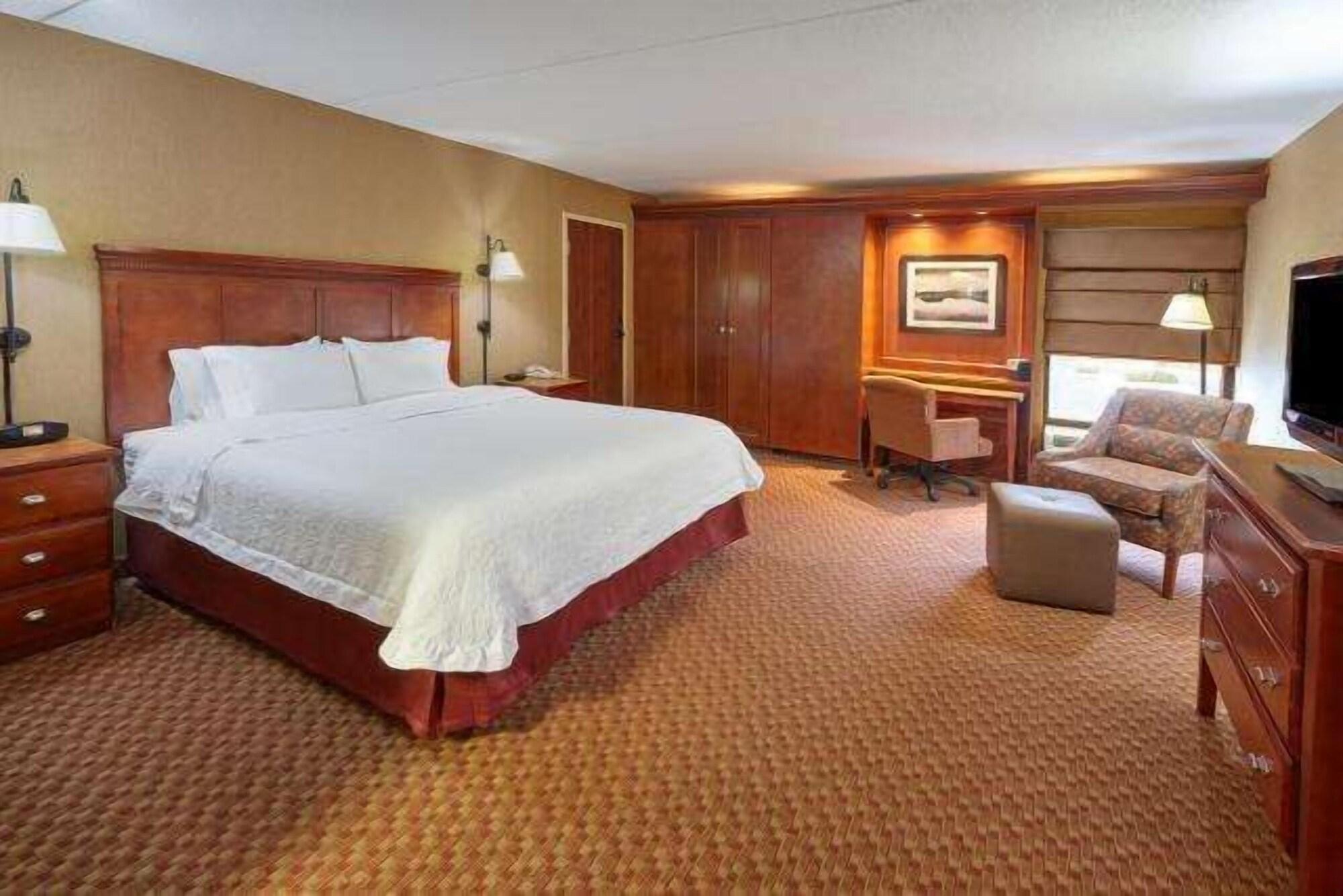 Hampton Inn East Пеория Екстериор снимка