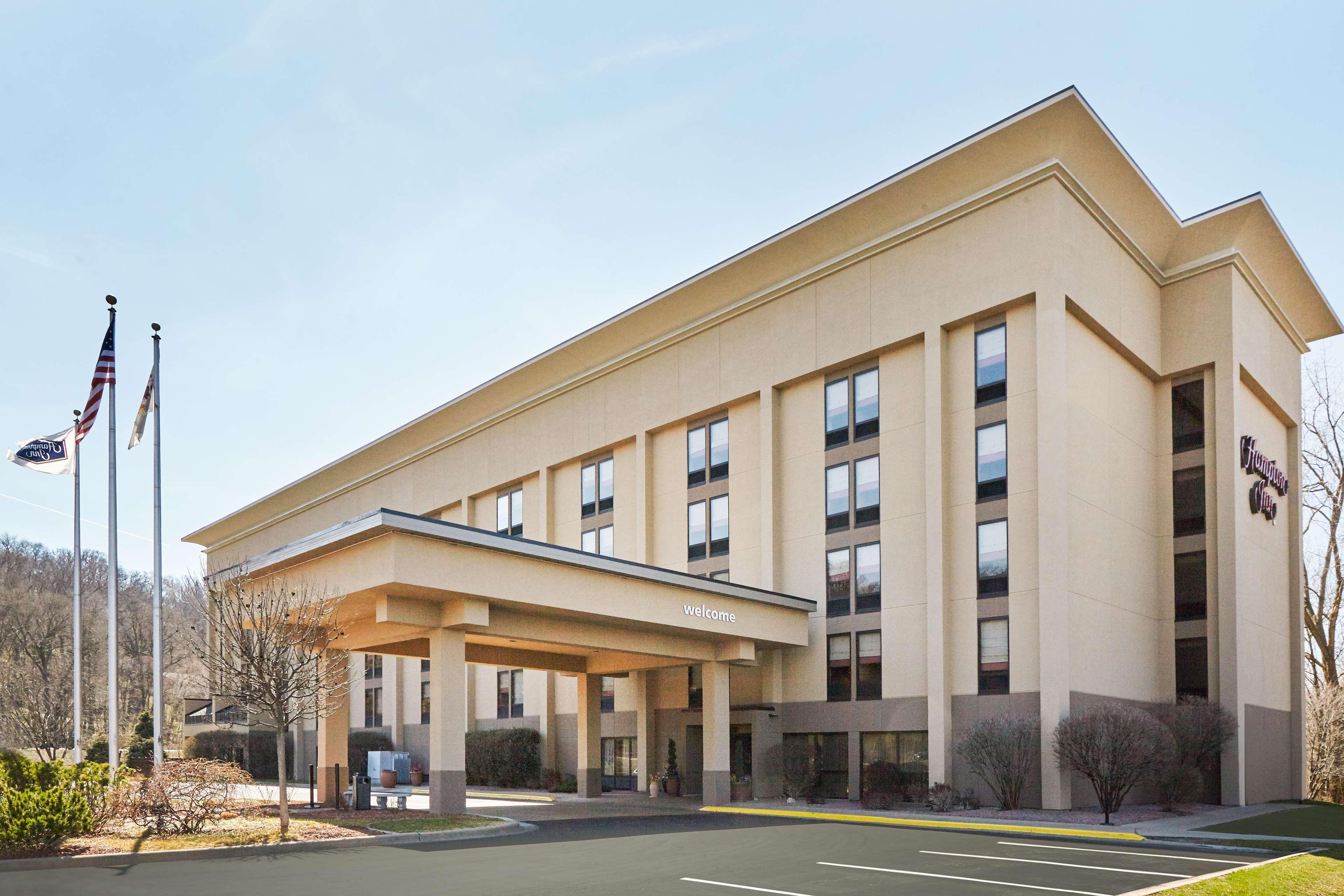 Hampton Inn East Пеория Екстериор снимка