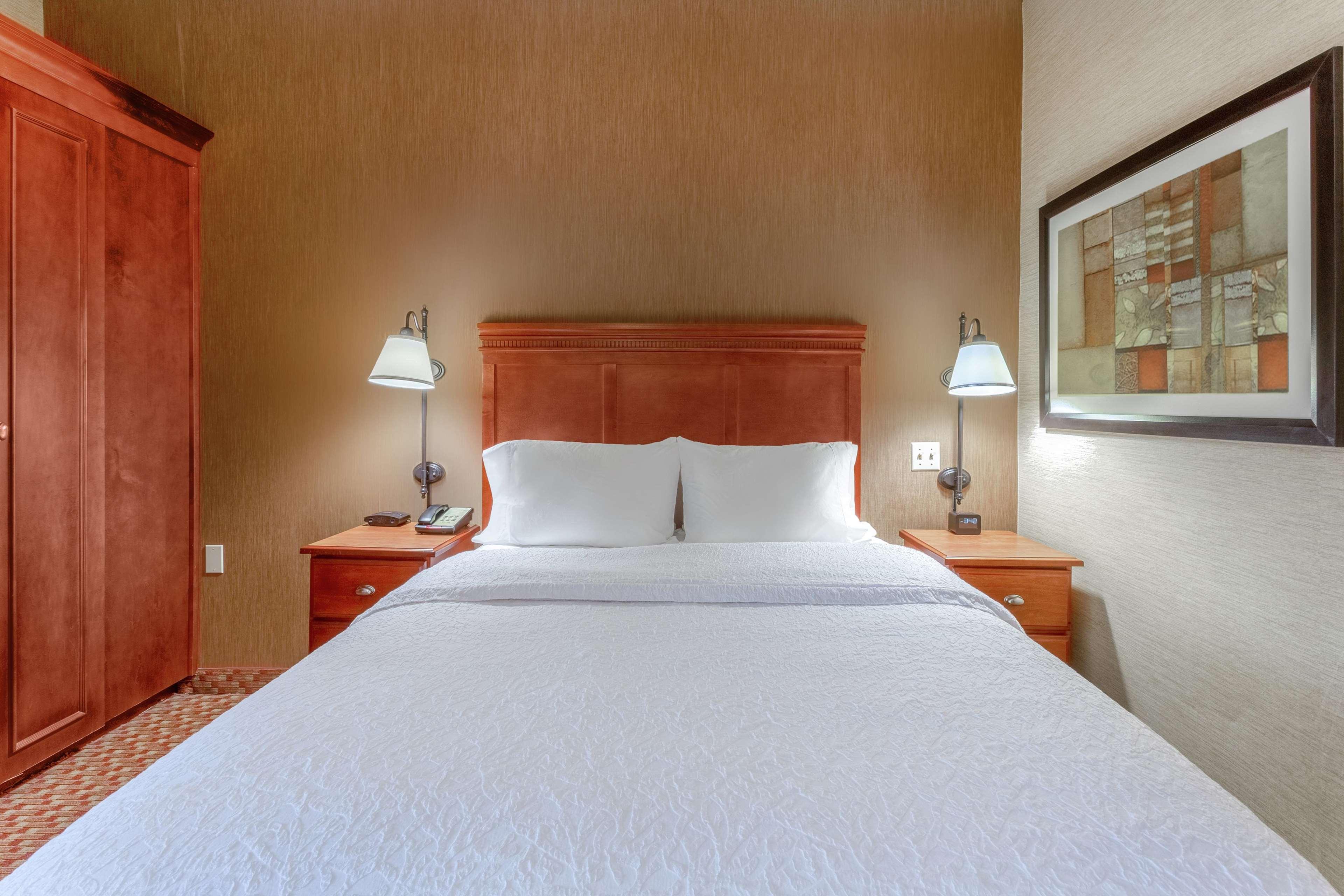 Hampton Inn East Пеория Екстериор снимка